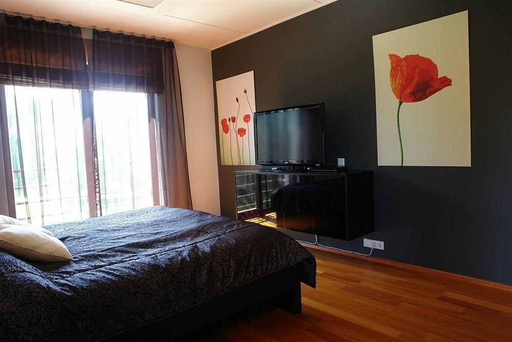 Gmp Clubhotel Apartments Отепяе Екстер'єр фото