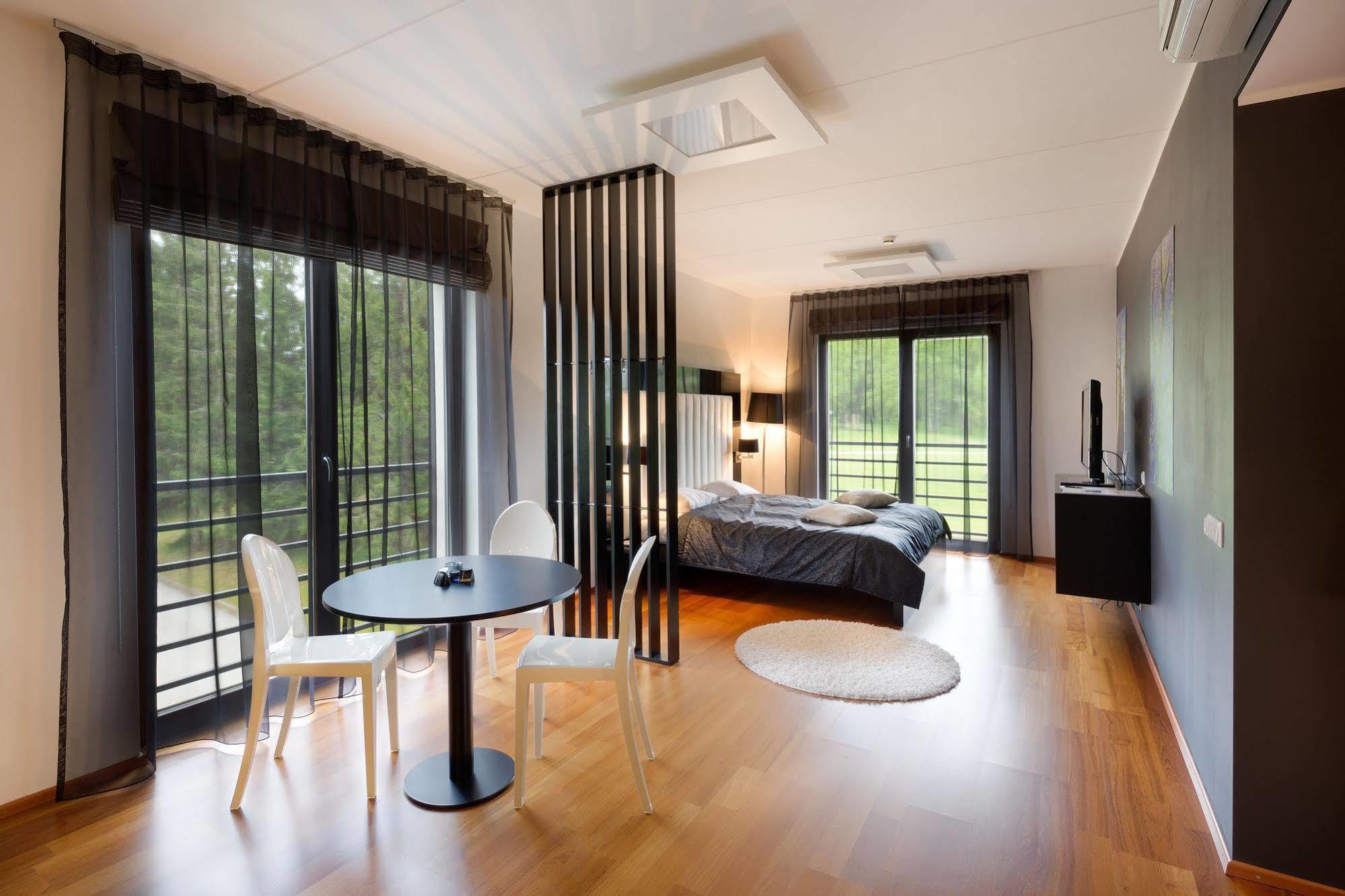 Gmp Clubhotel Apartments Отепяе Екстер'єр фото